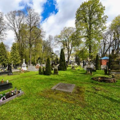 Cmentarz Prawosławny na Woli w Warszawie  Cmentarz-prawosławny-na-woli-w-warszawie-2 Dom Pogrzebowy Abiasz